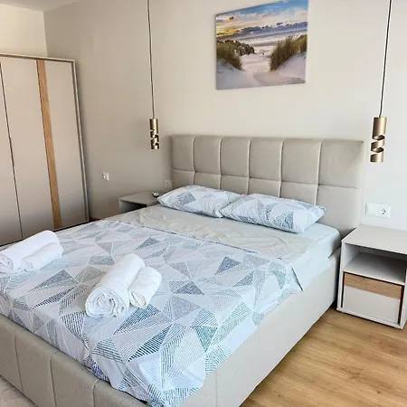 Azure Lazur 2bd 公寓 *